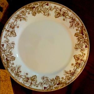 Set of 4 7 inch plate